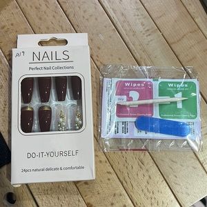 Press on nails